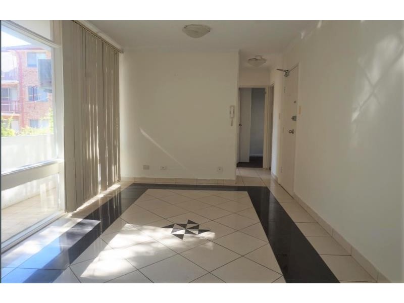 20/5 Lachlan Street, Warwick Farm NSW 2170