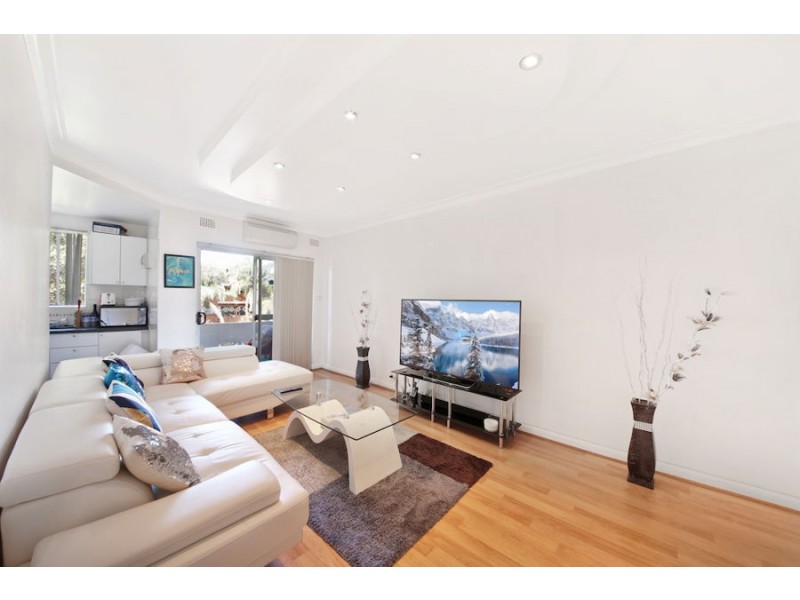 2/41 Speed St, Liverpool NSW 2170