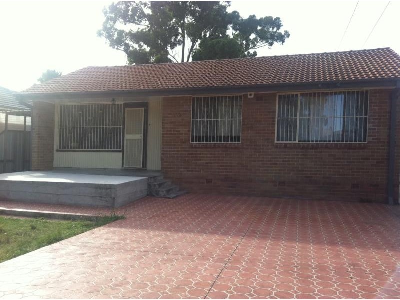 113 MAXWELLS AVENUE, Ashcroft NSW 2168