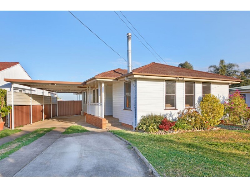 83 Tumbarumba Cres, Heckenberg NSW 2168