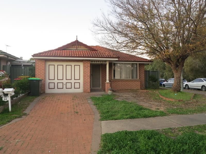 22 GUNNEDAH RD, Hoxton Park NSW 2171