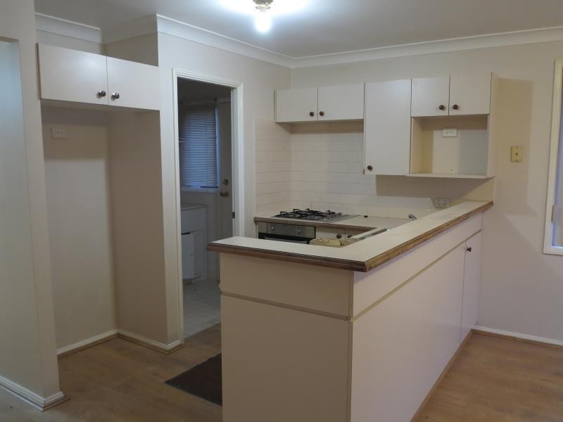 22 GUNNEDAH RD, Hoxton Park NSW 2171