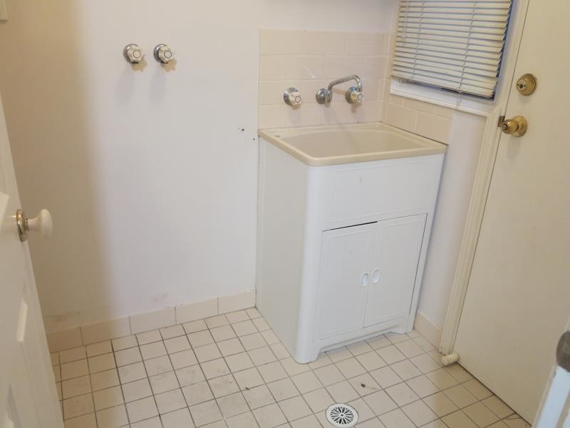 22 GUNNEDAH RD, Hoxton Park NSW 2171