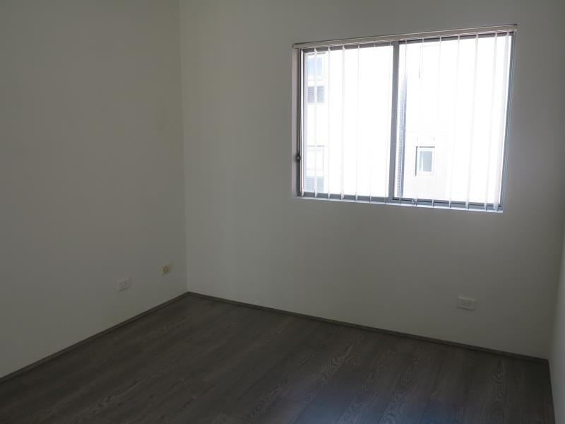 15/2 CASTLEREAGH ST, Liverpool NSW 2170