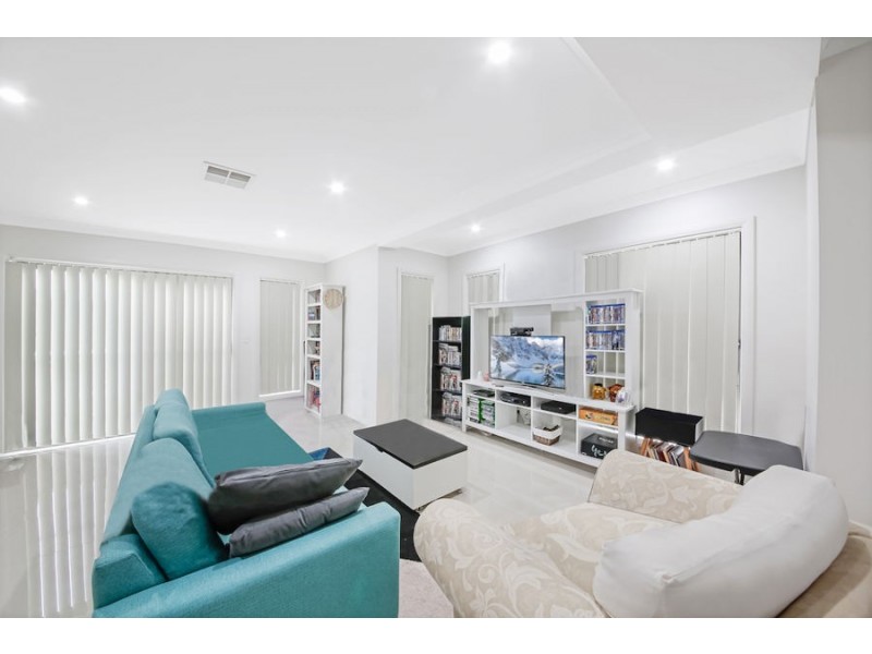 1/12 Freda Pl, Hammondville NSW 2170