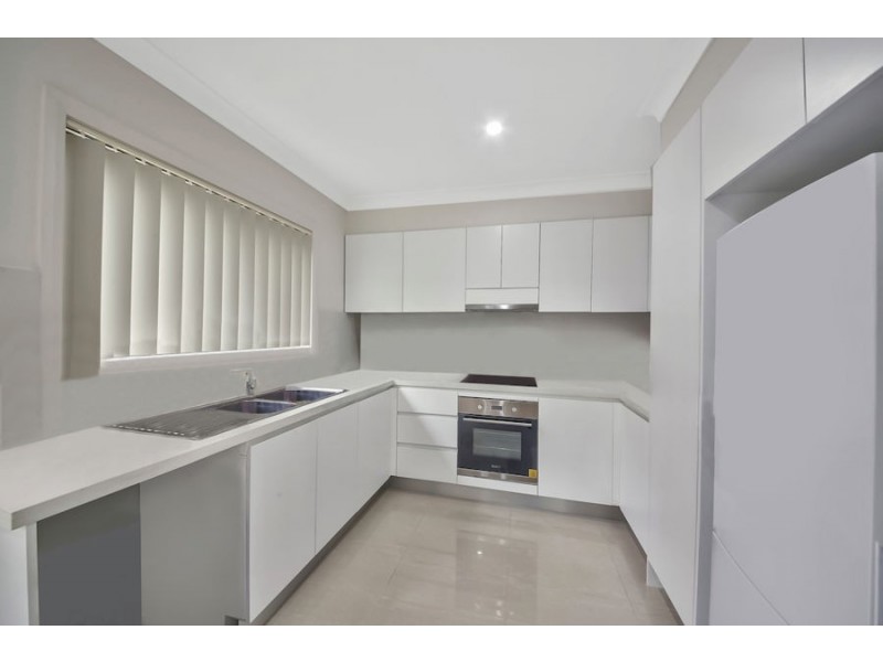 1/12 Freda Pl, Hammondville NSW 2170