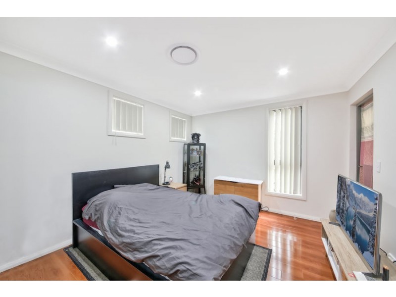 1/12 Freda Pl, Hammondville NSW 2170