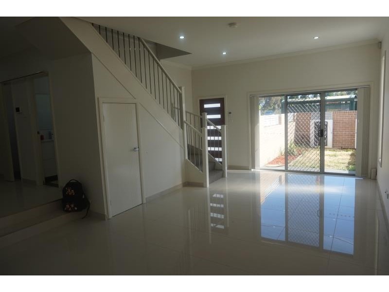 1/149 Elizabeth Drive, Liverpool NSW 2170