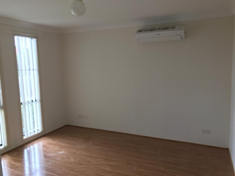73 TAUBMAN DRIVE, Horningsea Park NSW 2171