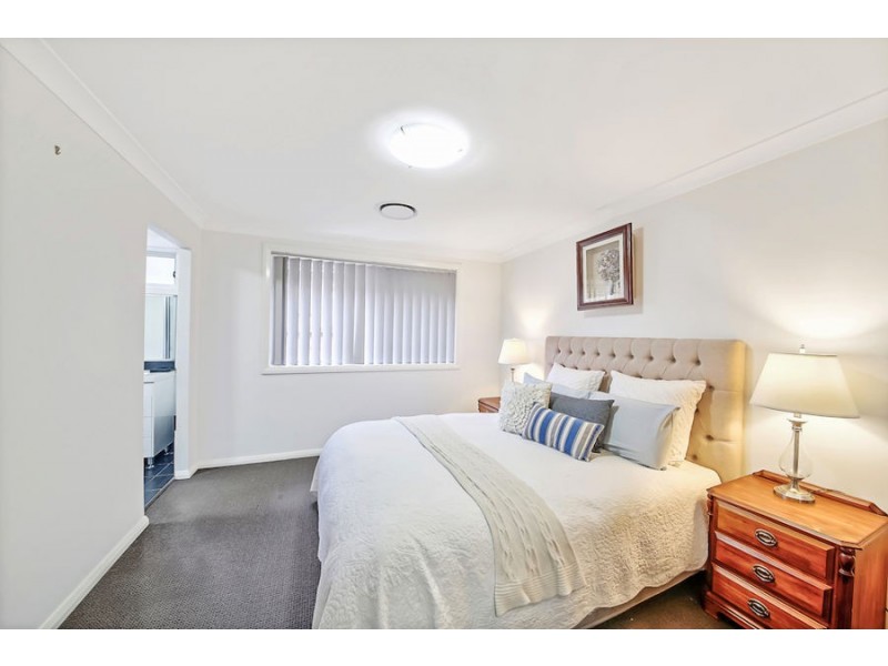 52 Kingsbury Rd, Edmondson Park NSW 2174