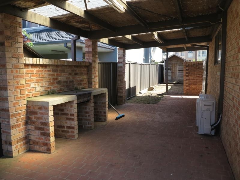 258 North Liverpool Rd, Green Valley NSW 2168