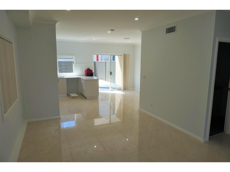 4/209 Memorial Ave, Liverpool NSW 2170