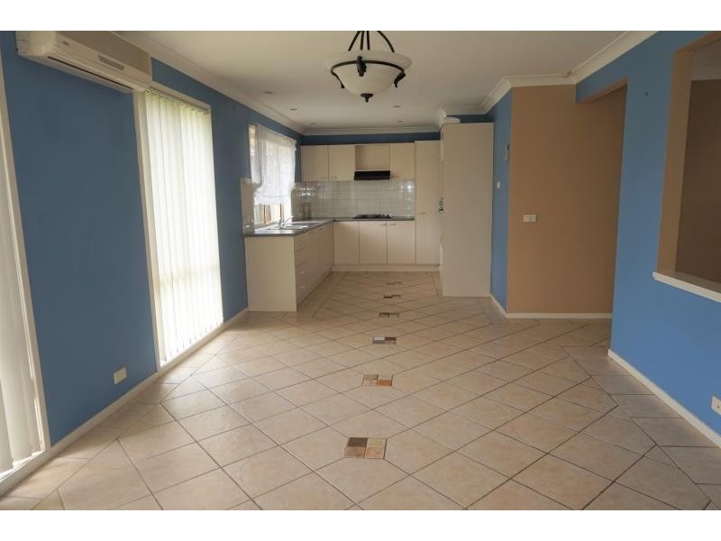 9 Mathinna Circuit, West Hoxton NSW 2171