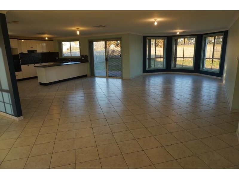 4B Medich Place, Bringelly NSW 2556