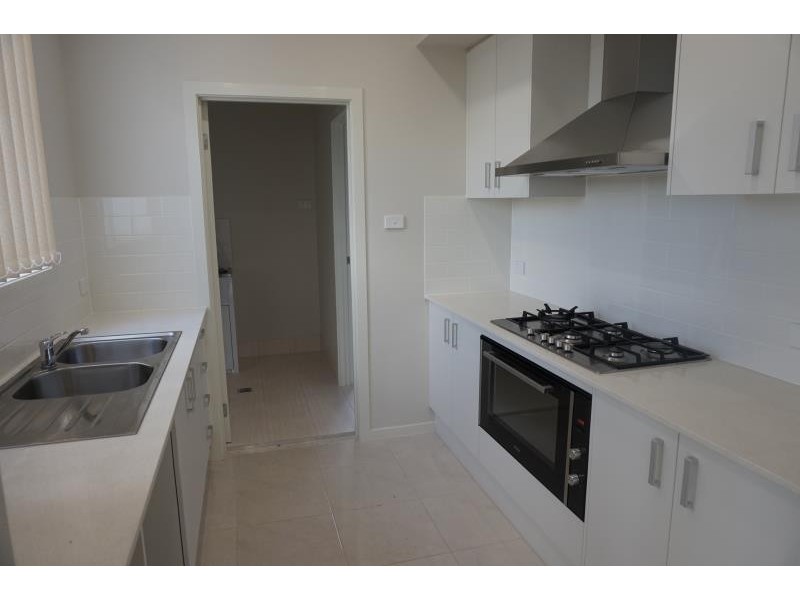 34 Dardenelles Rd, Edmondson Park NSW 2174