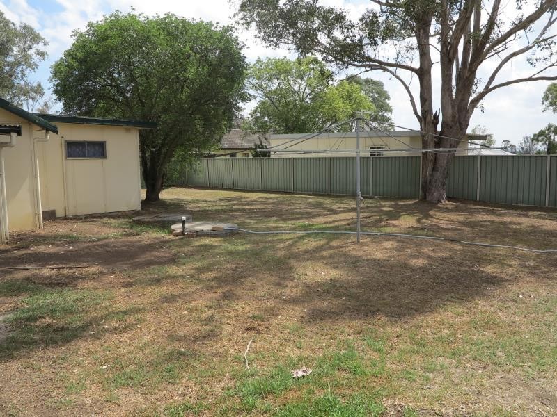 35 Ninth Avenue, Austral NSW 2179