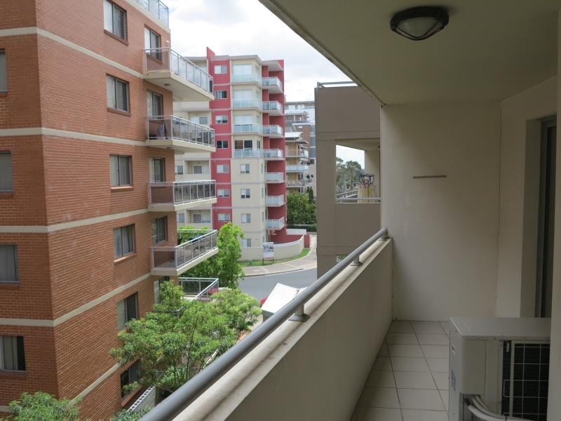 32/4-6 Lachlan Street, Liverpool NSW 2170