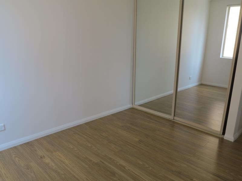 15/3 RIVERPARK DR, Liverpool NSW 2170