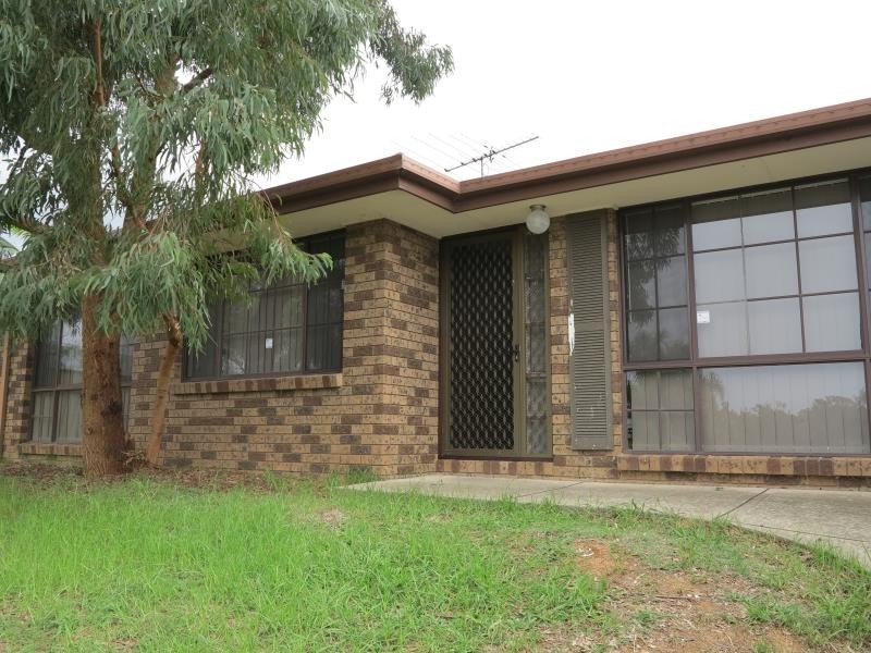 90 Gould Road, Eagle Vale NSW 2558