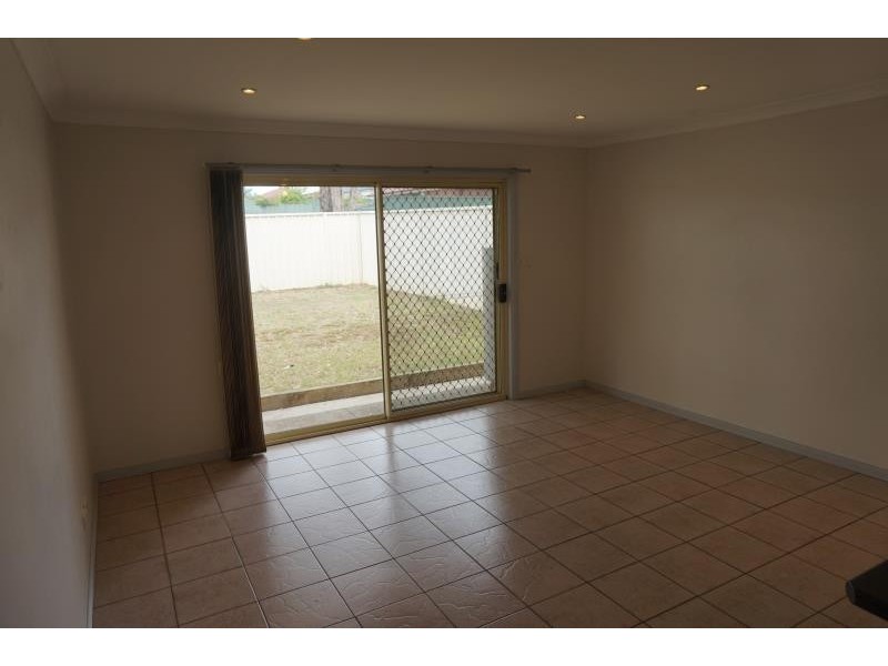 18a Pambula Avenue, Prestons NSW 2170