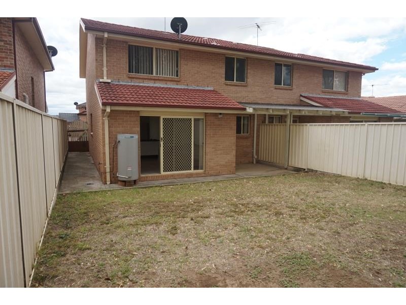 18a Pambula Avenue, Prestons NSW 2170