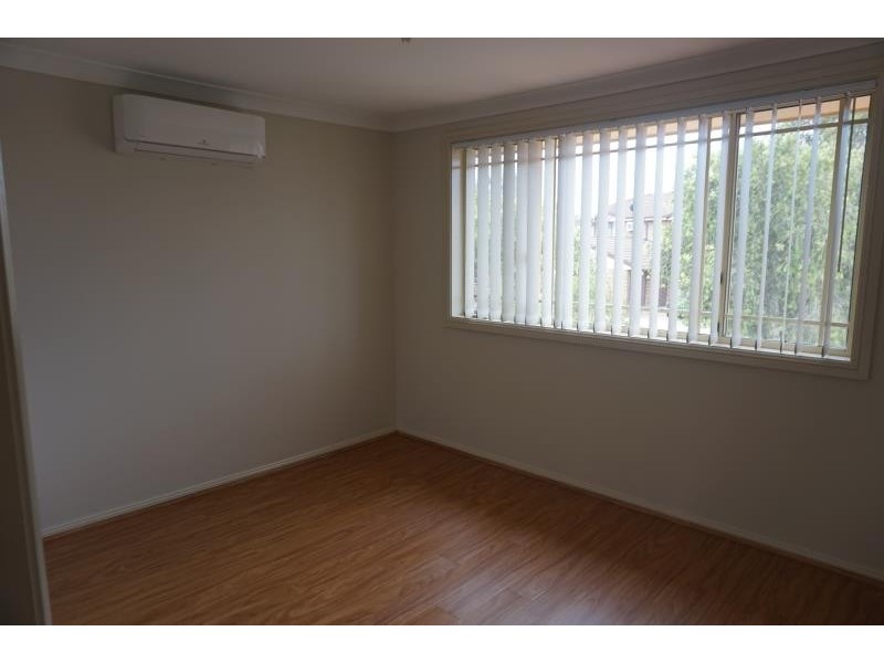 4B Corindi Close, Hoxton Park NSW 2171