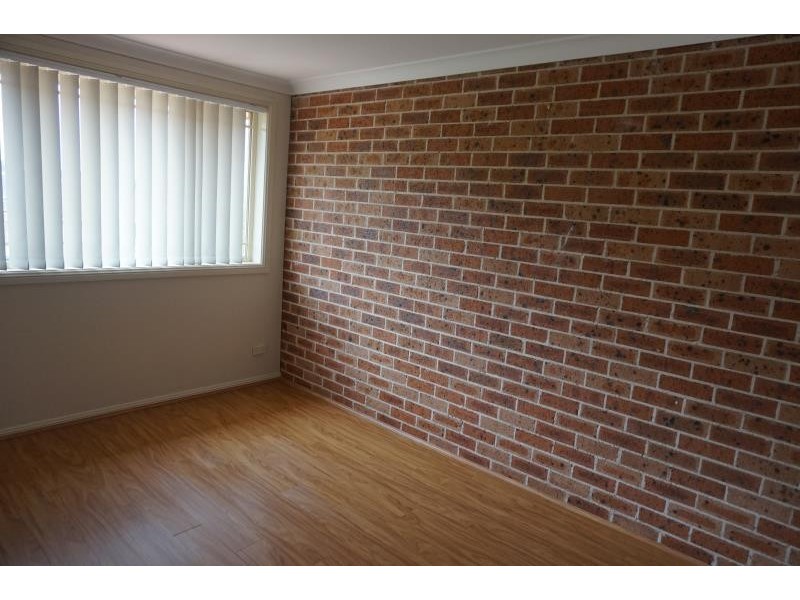 4B Corindi Close, Hoxton Park NSW 2171