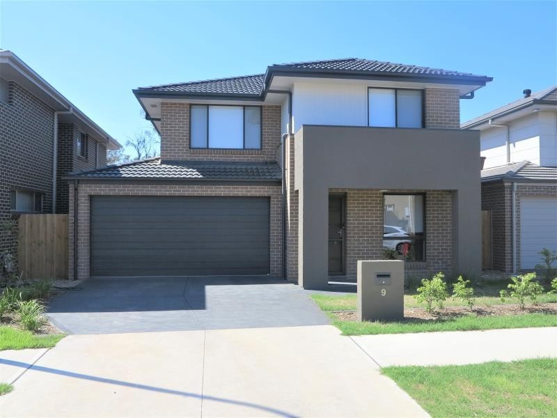 9 Changsha Rd, Edmondson Park NSW 2174