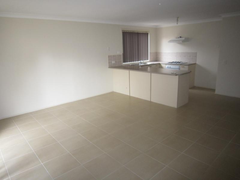 9 Kiama Street, Prestons NSW 2170
