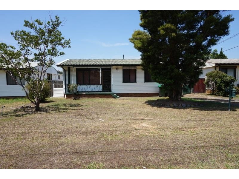 11 Williamson Crescent, Warwick Farm NSW 2170