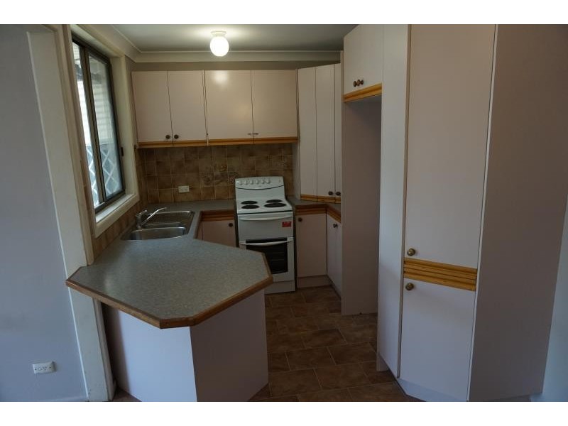 11 Williamson Crescent, Warwick Farm NSW 2170