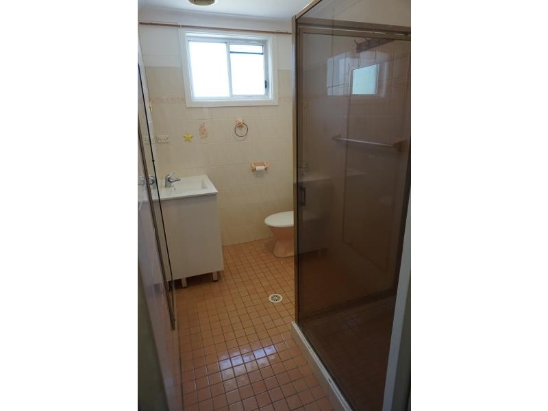 11 Williamson Crescent, Warwick Farm NSW 2170