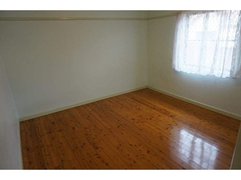 32a Kimberley Street, Merrylands NSW 2160