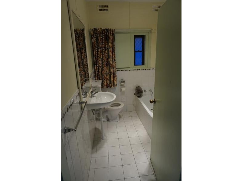 32a Kimberley Street, Merrylands NSW 2160