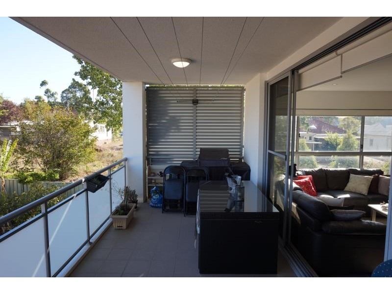8/31-35 Chamberlain Street, Campbelltown NSW 2560