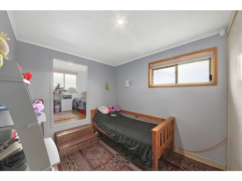 107 Heckenberg Ave, Sadleir NSW 2168