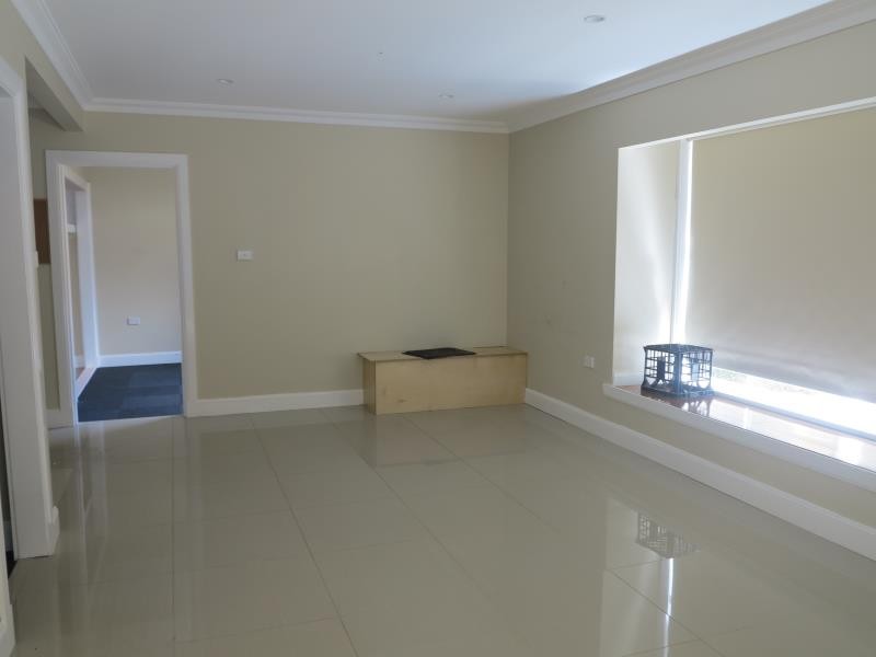 37 Simone Cres, Casula NSW 2170
