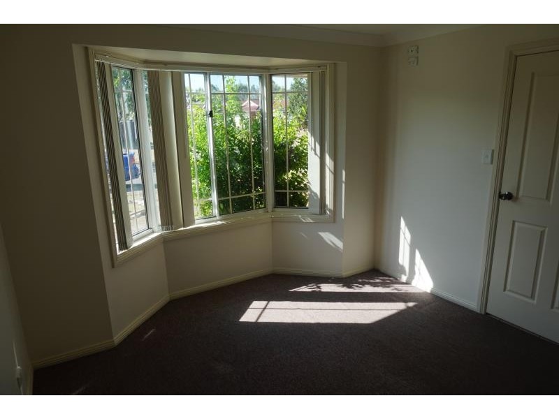 9 LIGHTENING RIDGE RD, Hinchinbrook NSW 2168