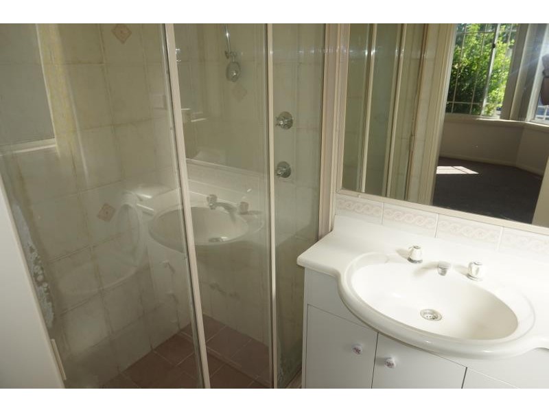 9 LIGHTENING RIDGE RD, Hinchinbrook NSW 2168