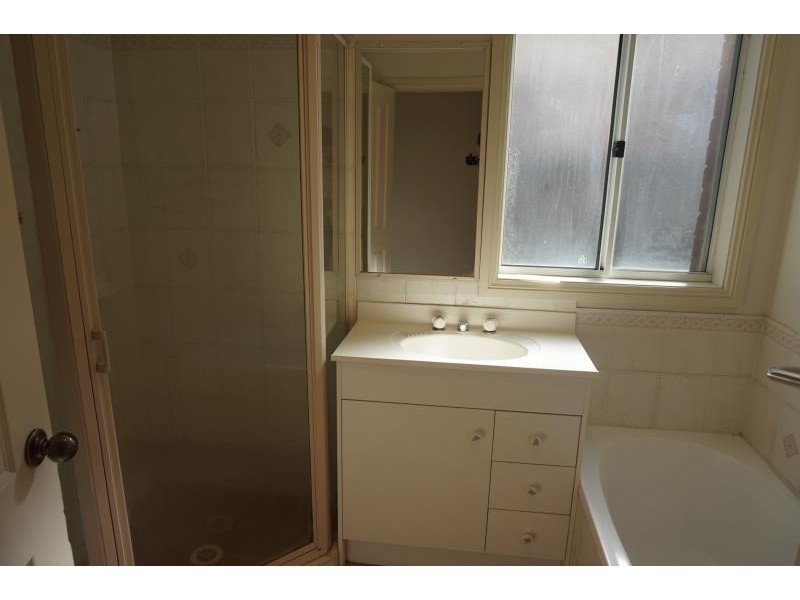 9 LIGHTENING RIDGE RD, Hinchinbrook NSW 2168