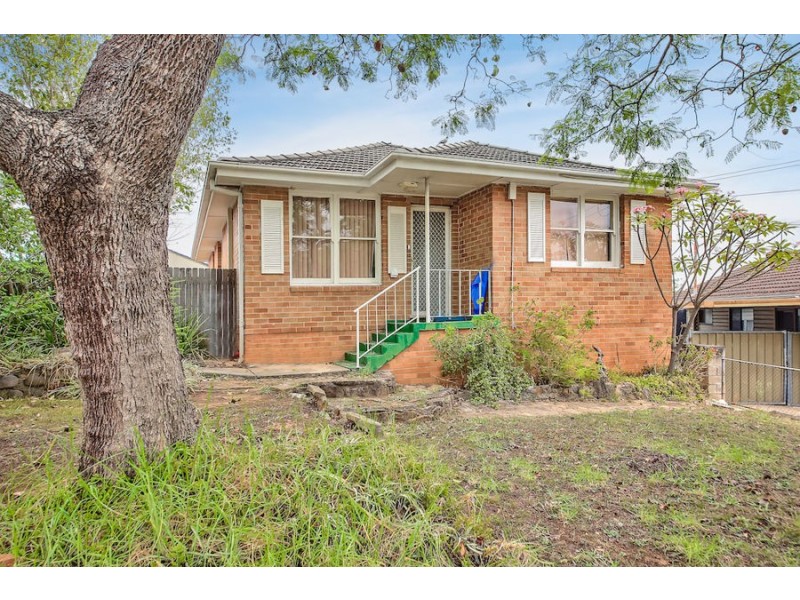 4 Parsons St, Ashcroft NSW 2168