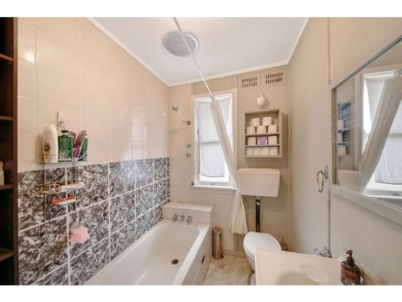 4 Parsons St, Ashcroft NSW 2168