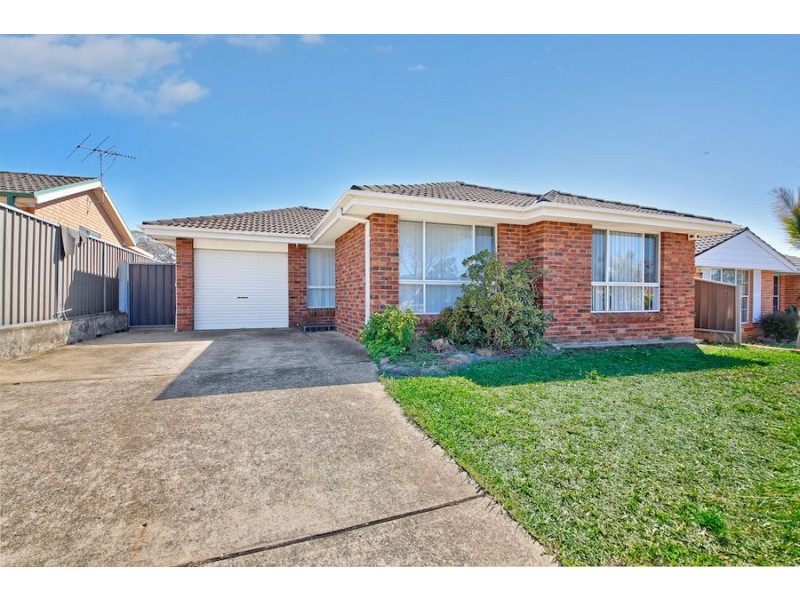 11 Crane Avenue, Green Valley NSW 2168