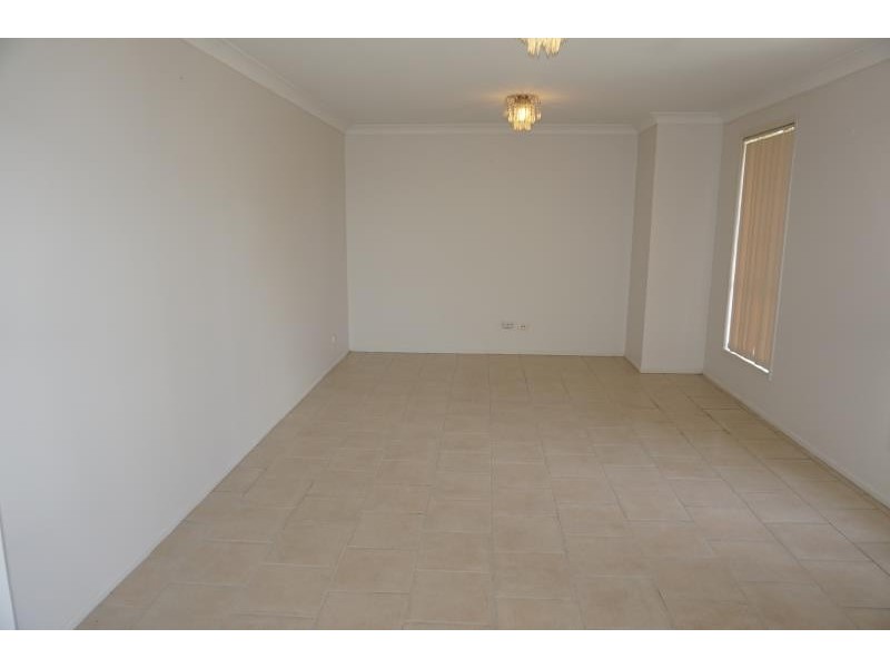 62 Box Rd, Casula NSW 2170