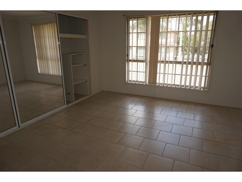62 Box Rd, Casula NSW 2170