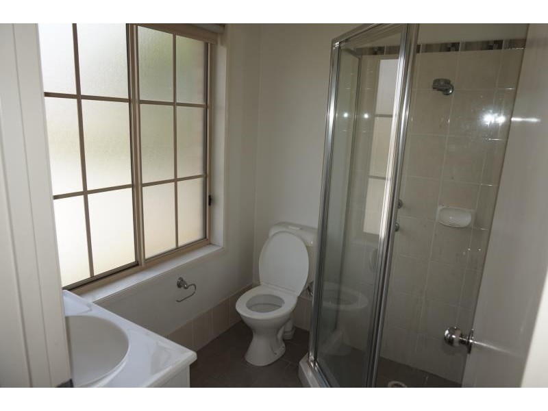 62 Box Rd, Casula NSW 2170