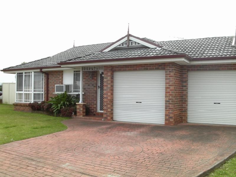 2 Collarenebri Rd, Hinchinbrook NSW 2168