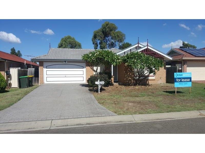 8 Tuross Close, Prestons NSW 2170