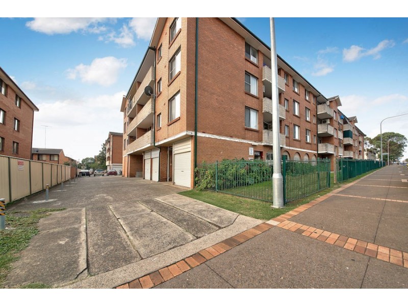 12/2 Beale street, Liverpool NSW 2170