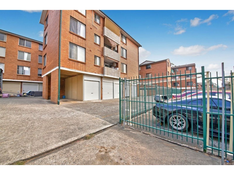 12/2 Beale street, Liverpool NSW 2170